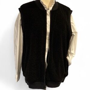 Askya Sherpa Fleece Vest